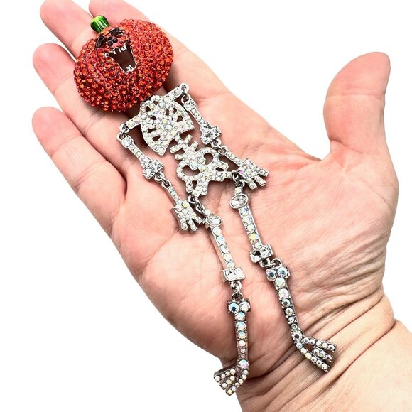 Kirks Folly Womens Brooch Jumping Jack Halloween Skeleton Pumpkin Silver Tone - Picture 3 of 5